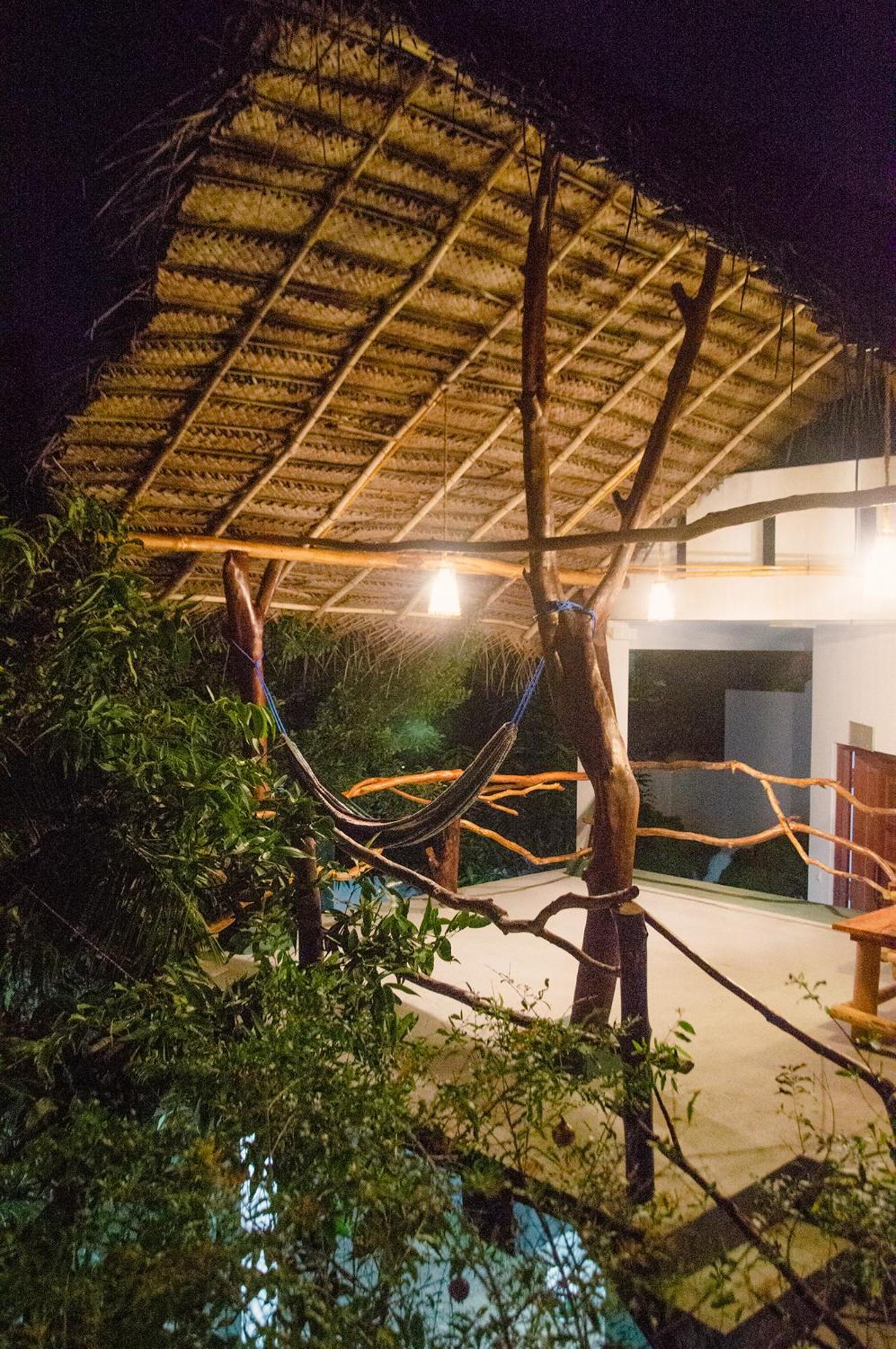 Blue Berry Villa Hikkaduwa Exterior photo